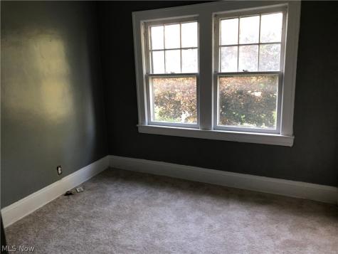 5219 Vandalia Avenue Cleveland OH 44144