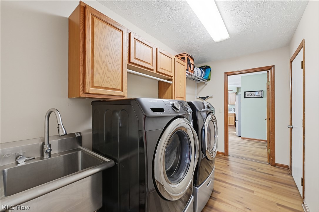 9881 Beechwood Drive North Royalton OH 44133