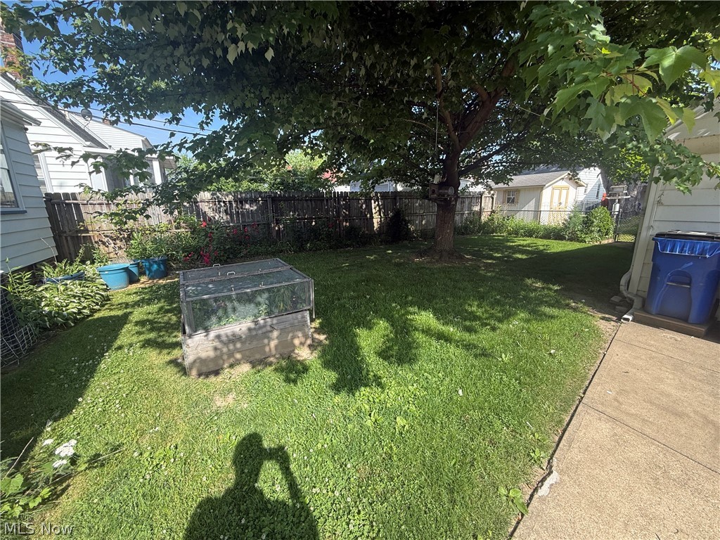 12000 Wayland Avenue Cleveland OH 44111