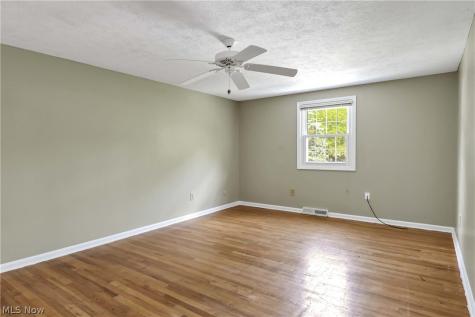 367 Bar Harbor Drive Bay Village OH 44140