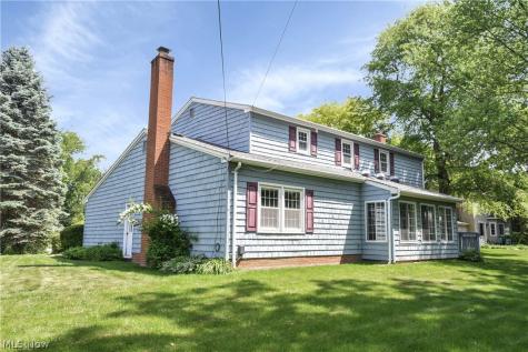 367 Bar Harbor Drive Bay Village OH 44140