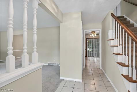367 Bar Harbor Drive Bay Village OH 44140