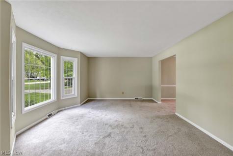 367 Bar Harbor Drive Bay Village OH 44140