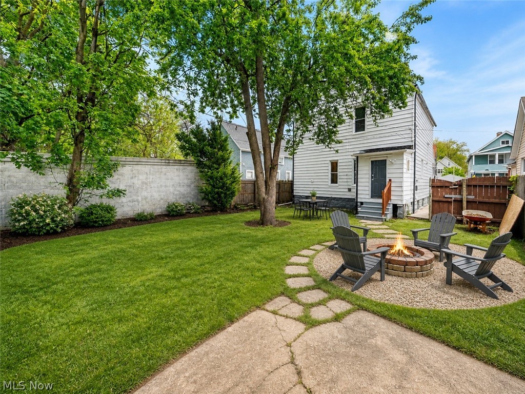 1924 W 75th Street Cleveland OH 44102