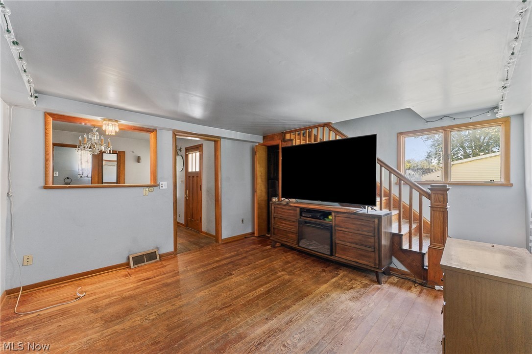 939 2nd Street Newton Falls OH 44444