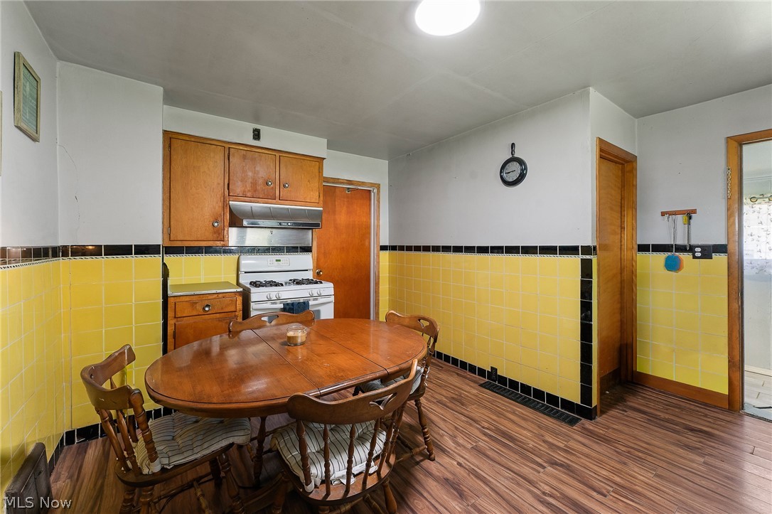 939 2nd Street Newton Falls OH 44444