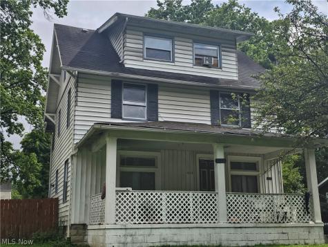 1613 Canfield Road Youngstown OH 44511