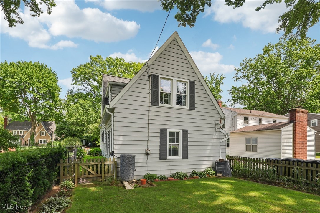 2040 Braewick Drive Akron OH 44313