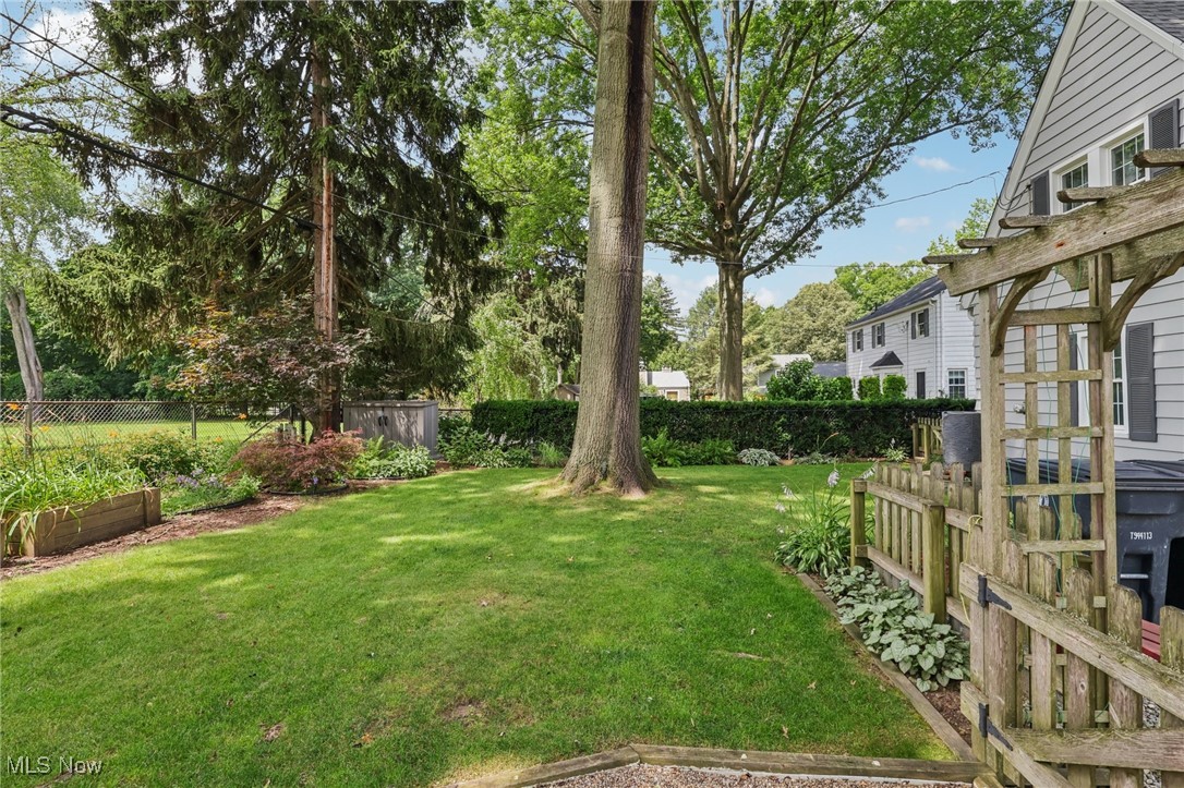 2040 Braewick Drive Akron OH 44313