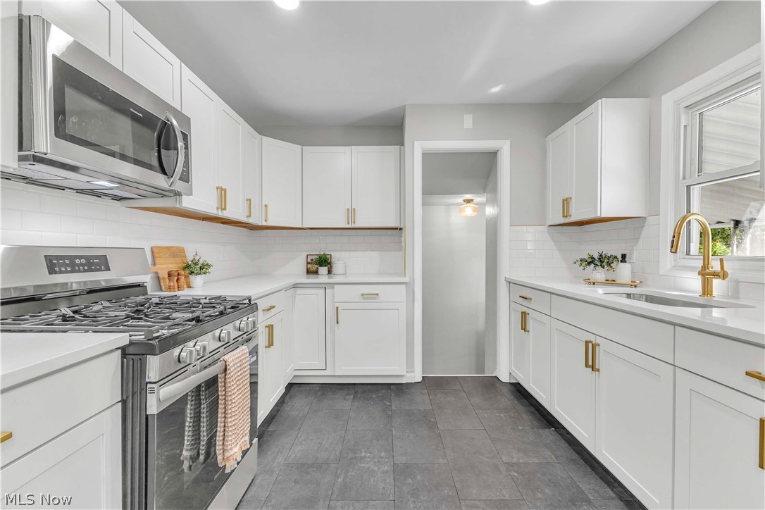 4193 Eastwood Lane Warrensville Heights OH 44122