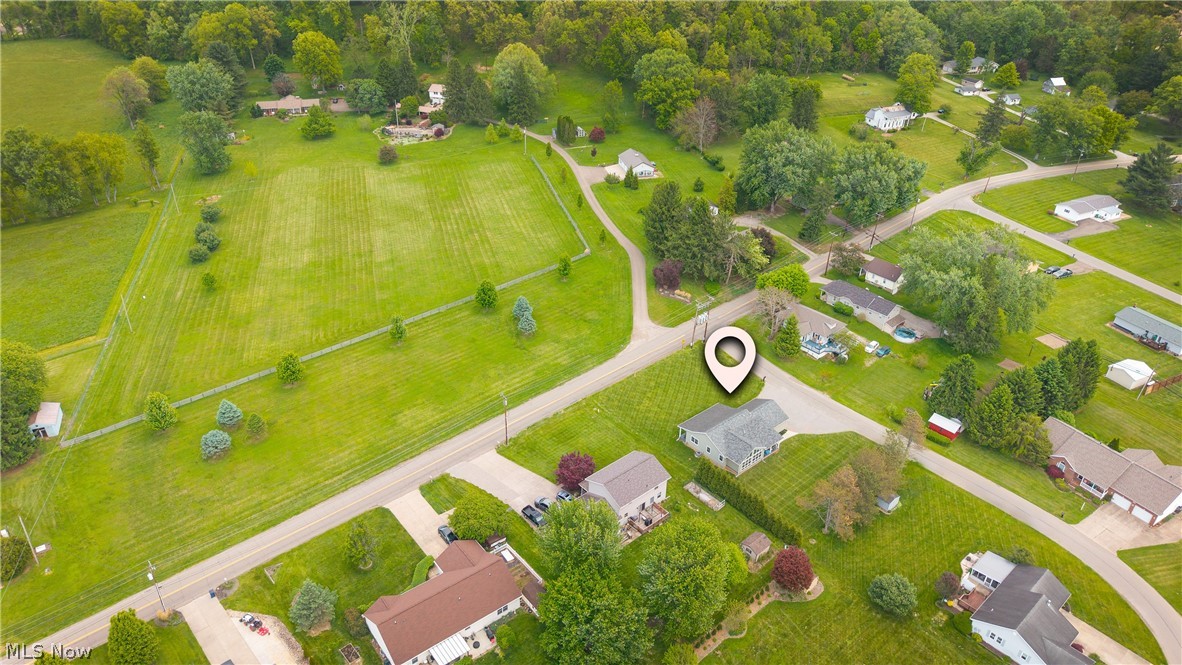 1255 Bam Lane Zanesville OH 43701