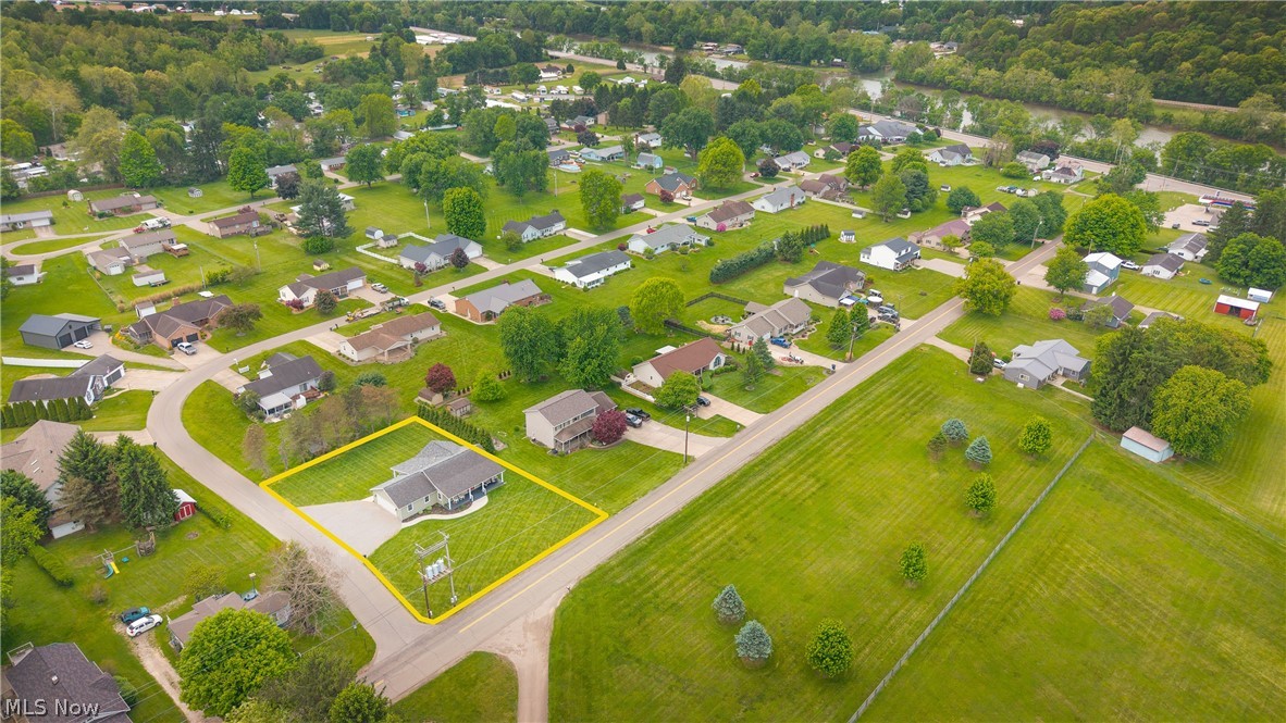 1255 Bam Lane Zanesville OH 43701