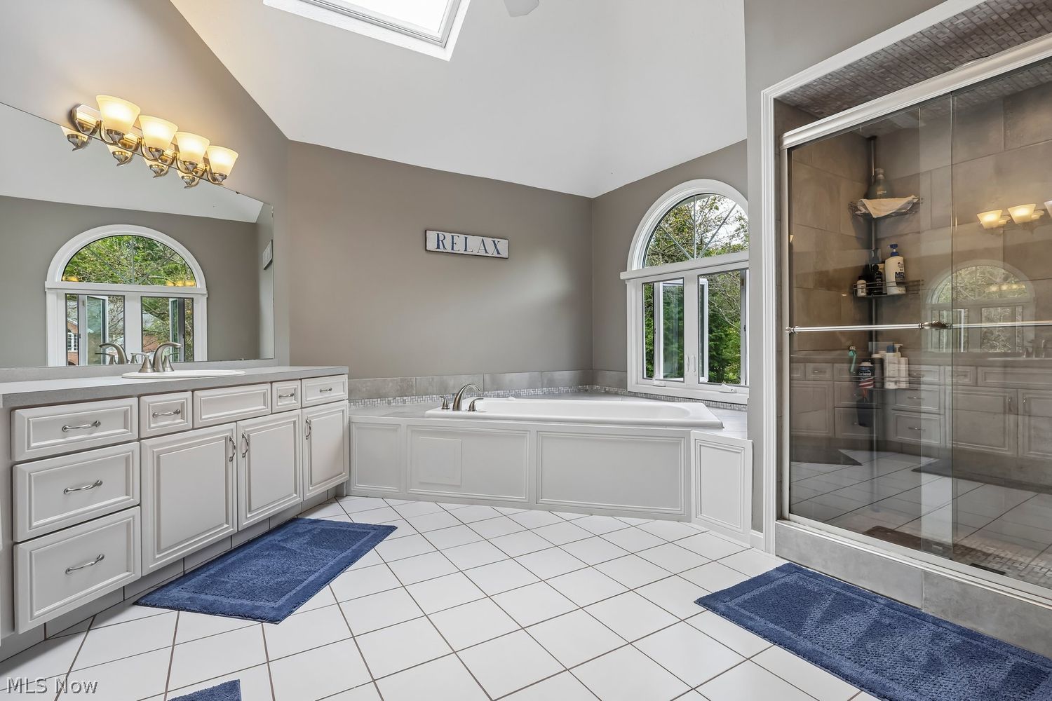 3685 Cinnamon Way Westlake OH 44145