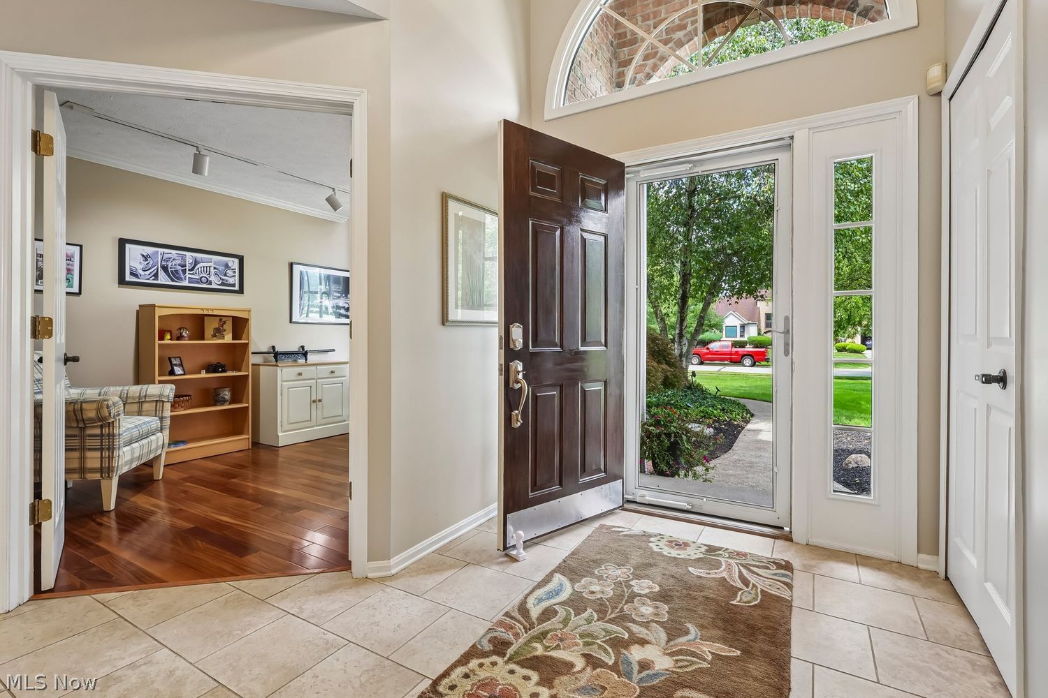 3685 Cinnamon Way Westlake OH 44145