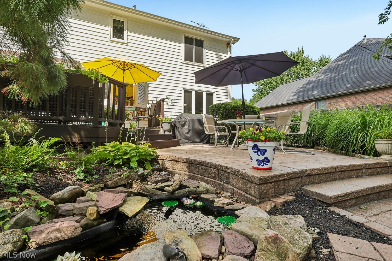 3685 Cinnamon Way Westlake OH 44145