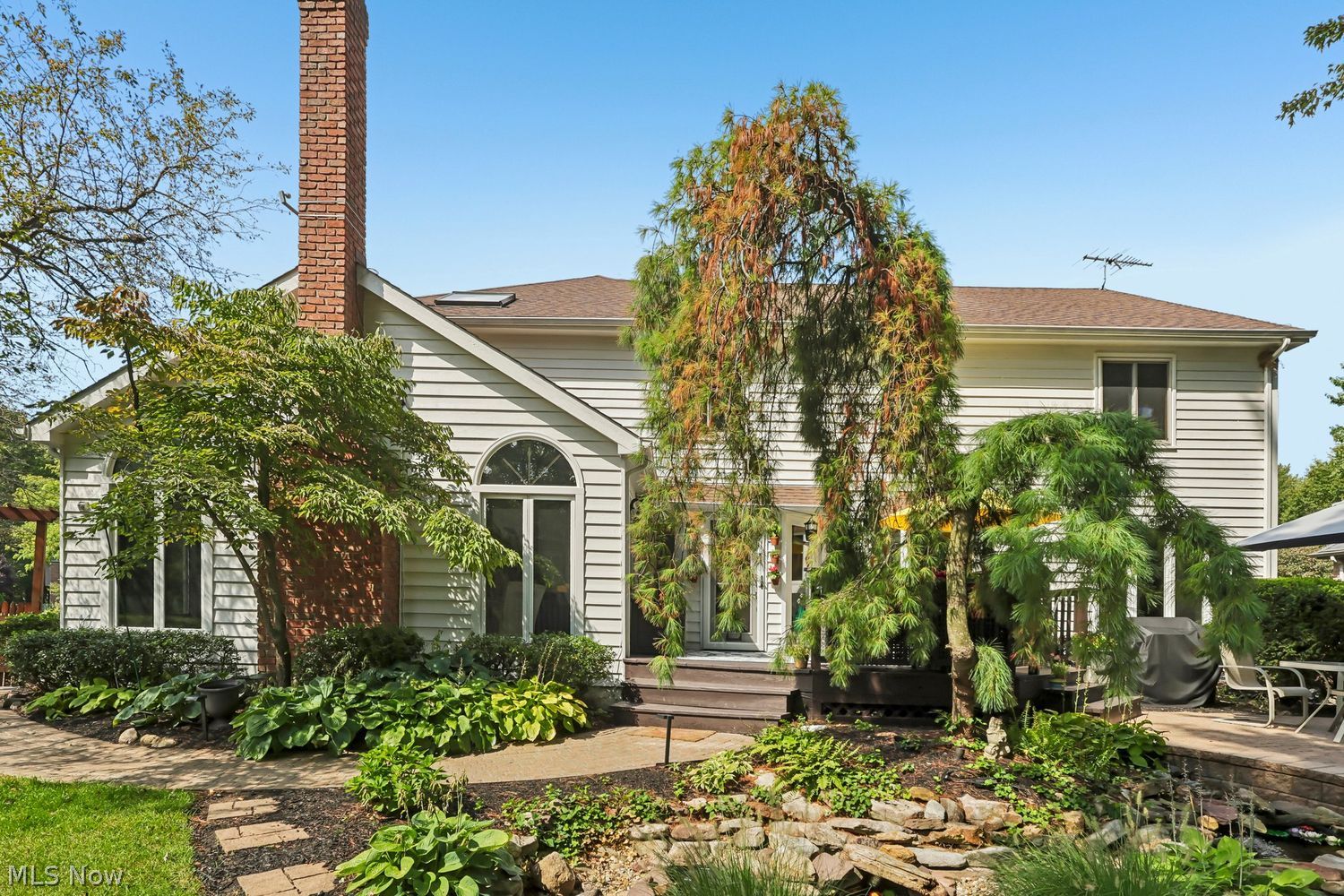 3685 Cinnamon Way Westlake OH 44145