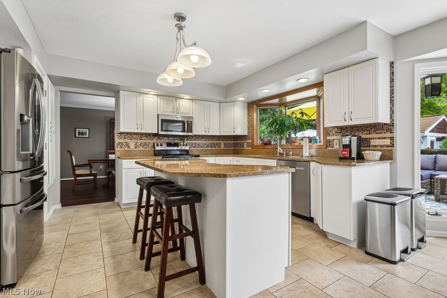 3685 Cinnamon Way Westlake OH 44145