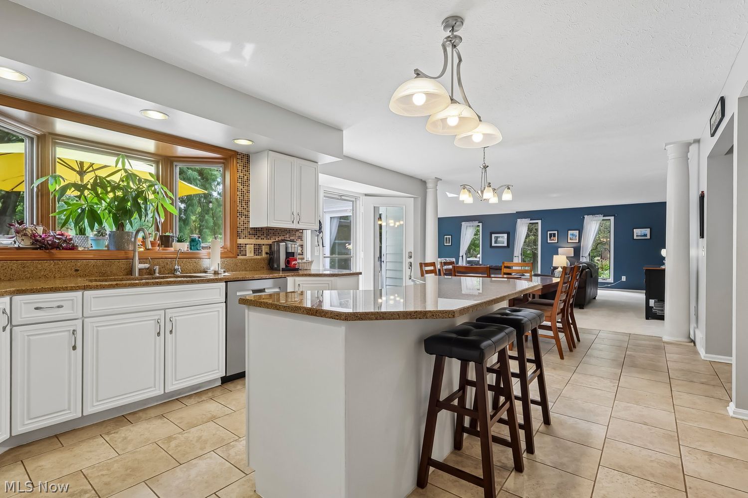 3685 Cinnamon Way Westlake OH 44145