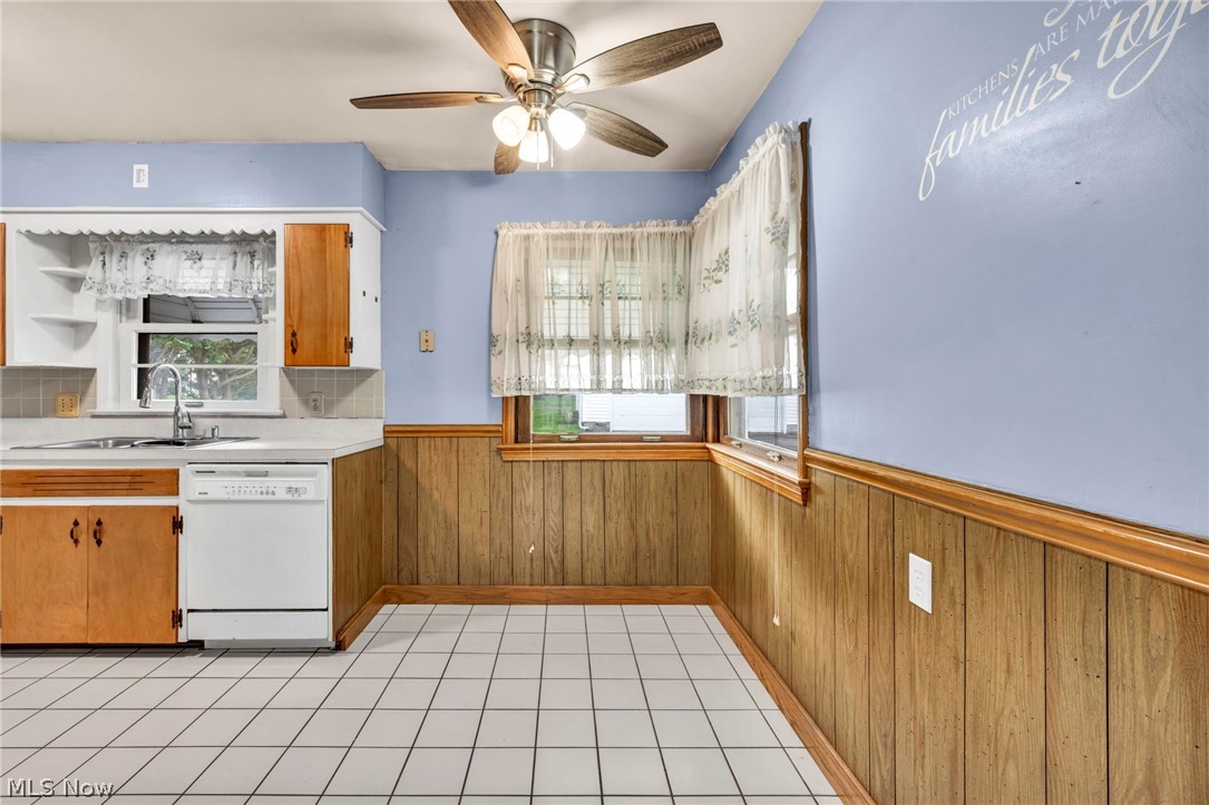 2676 Christensen Avenue Akron OH 44314