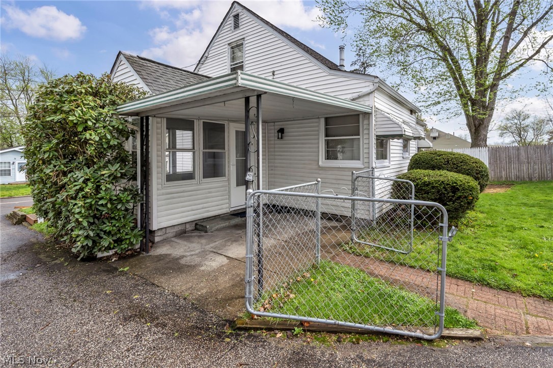 2676 Christensen Avenue Akron OH 44314