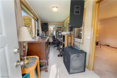 10098 State Route 88 Garrettsville OH 44231