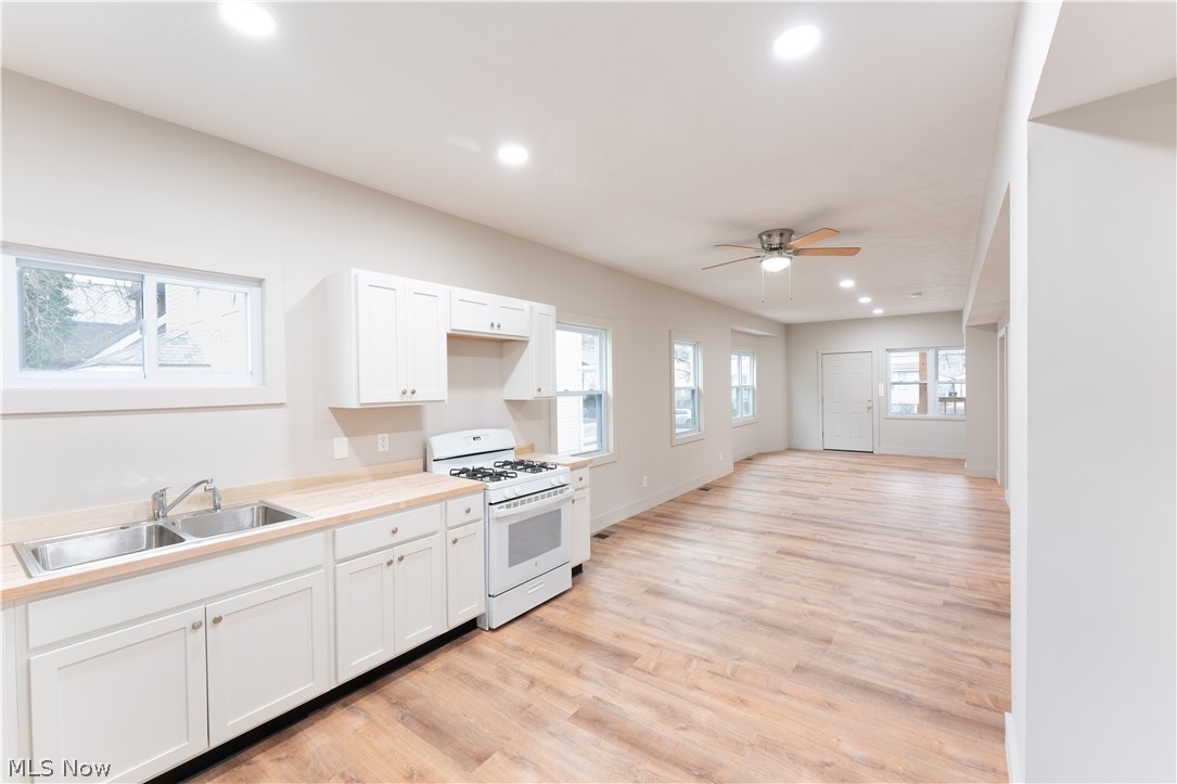 842 E 144th Street Cleveland OH 44110
