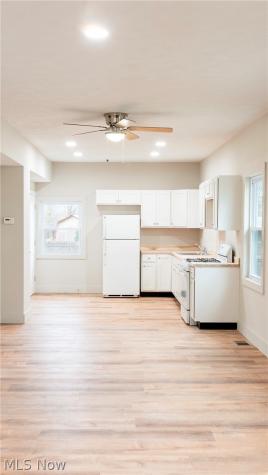 842 E 144th Street Cleveland OH 44110