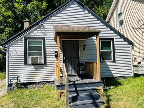 9407 Benham Avenue Cleveland OH 44105