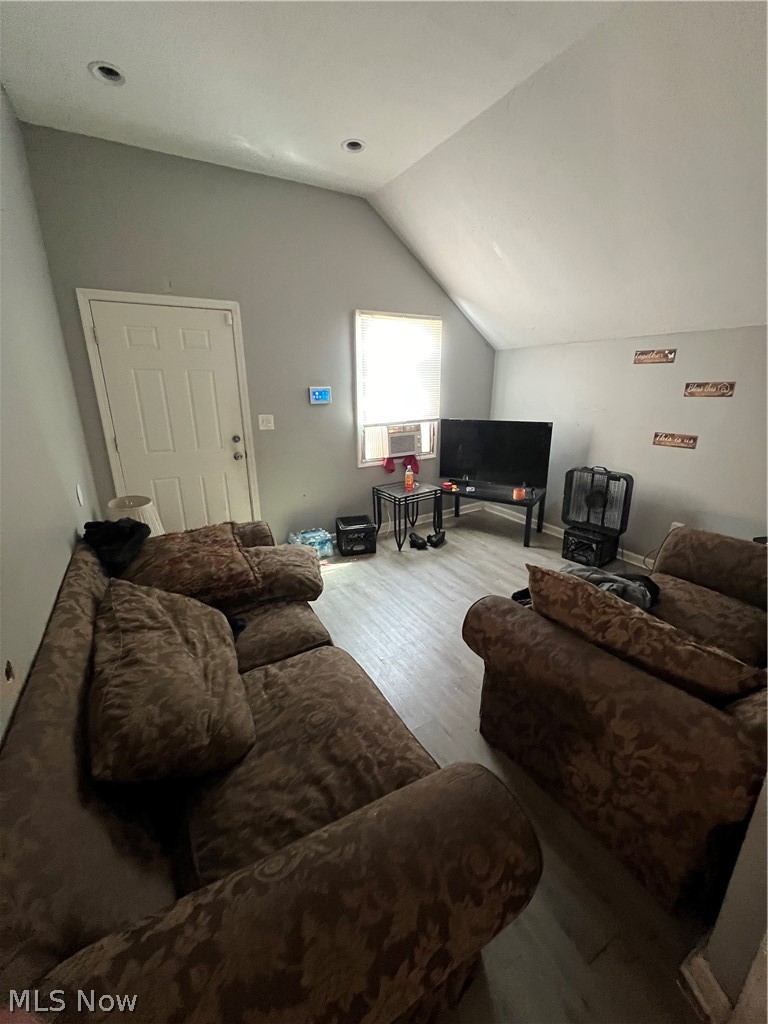9407 Benham Avenue Cleveland OH 44105