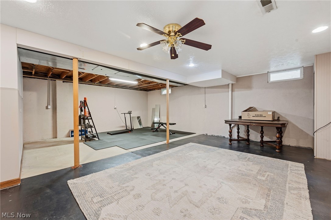 216 Pleasant Street Lagrange OH 44050