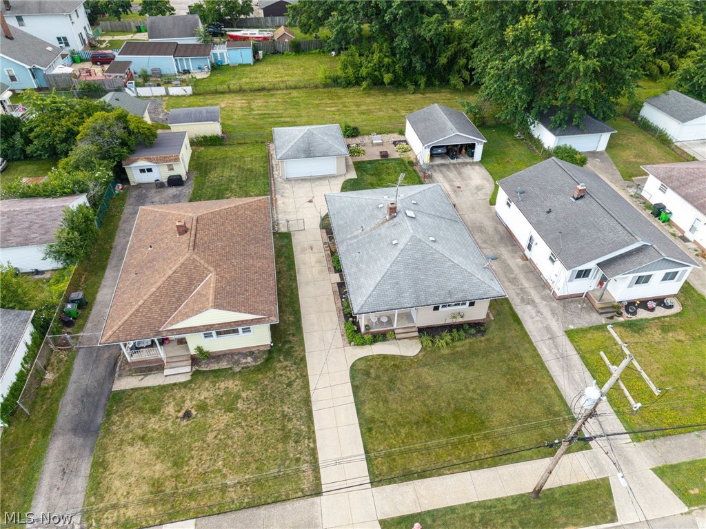 24880 Stephen Avenue Euclid OH 44123