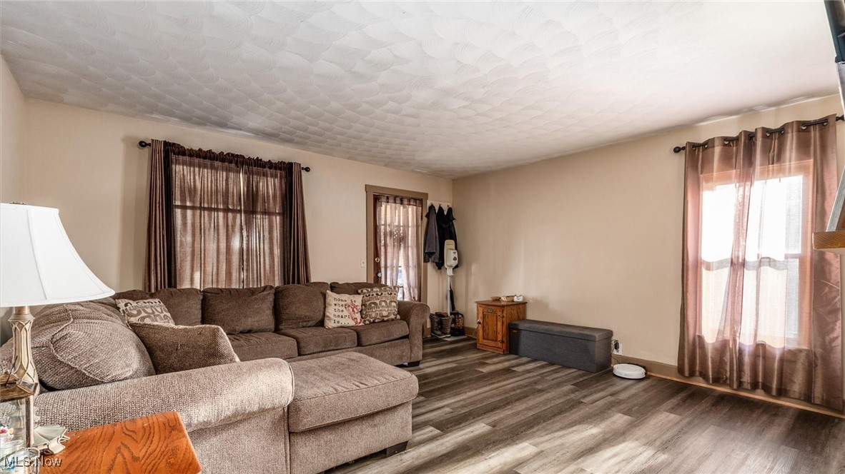 8755 Main Street SE Corning OH 43730