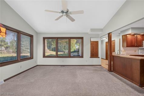 2935 Cherrywood Circle NW Massillon OH 44646