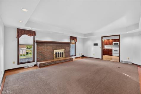 2935 Cherrywood Circle NW Massillon OH 44646