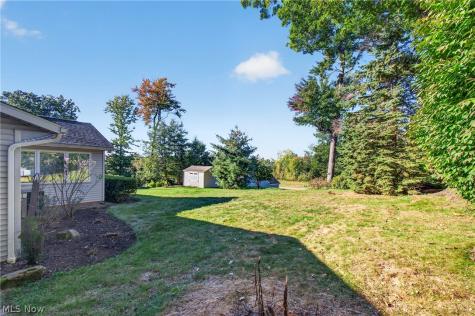2935 Cherrywood Circle NW Massillon OH 44646