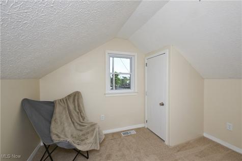 636 Flora Avenue Akron OH 44314