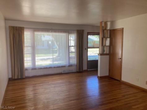 6413 Anita Drive Parma Heights OH 44130