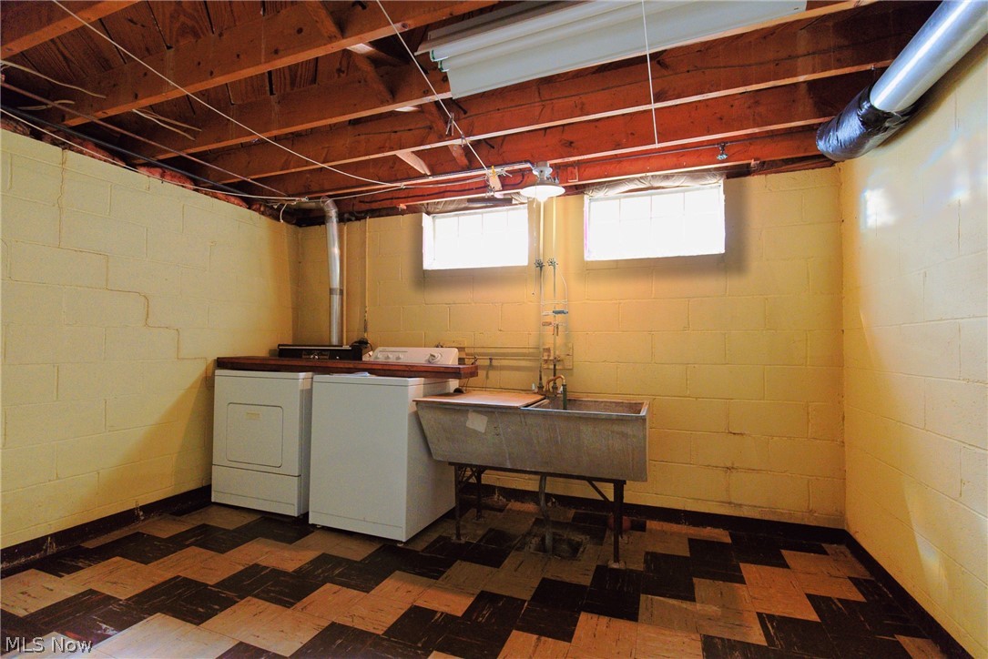 6413 Anita Drive Parma Heights OH 44130