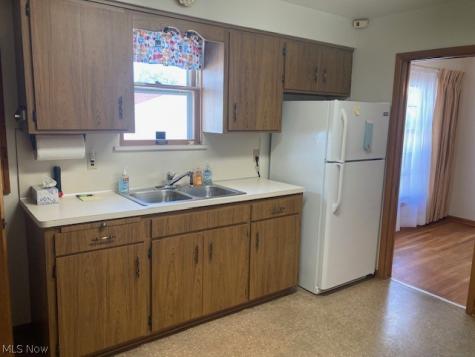 6413 Anita Drive Parma Heights OH 44130