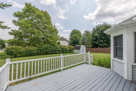 3233 Bramblewood Way Avon OH 44011