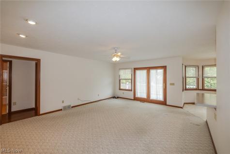 3233 Bramblewood Way Avon OH 44011