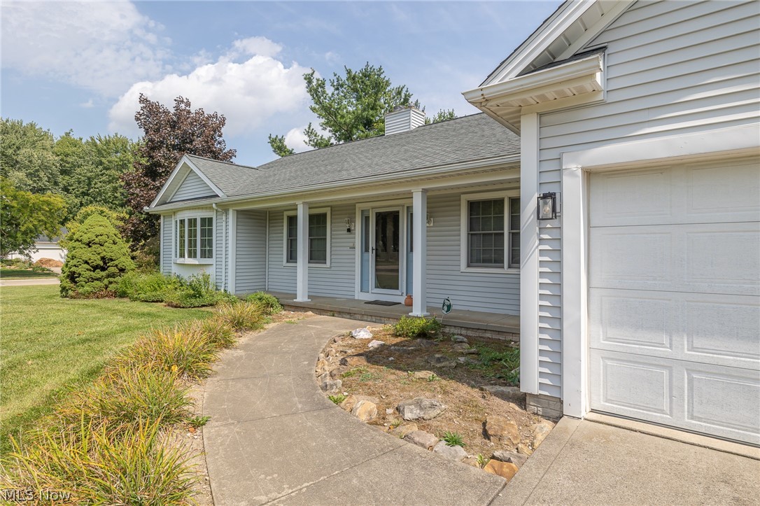 3233 Bramblewood Way Avon OH 44011