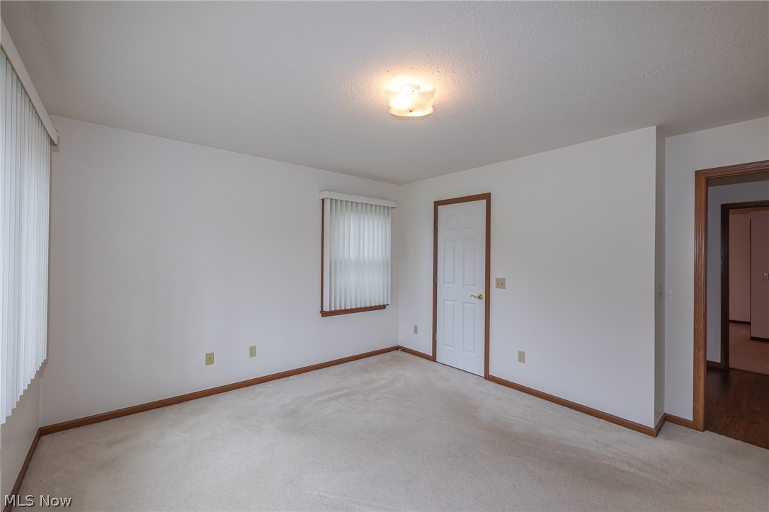3233 Bramblewood Way Avon OH 44011