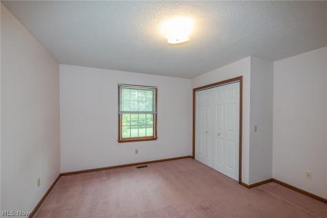 3233 Bramblewood Way Avon OH 44011