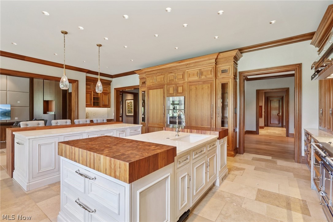 2875 Chagrin River Road Hunting Valley OH 44022