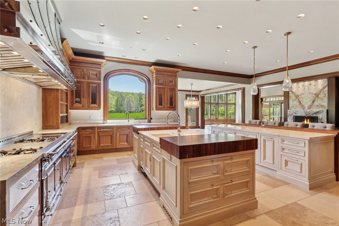 2875 Chagrin River Road Hunting Valley OH 44022