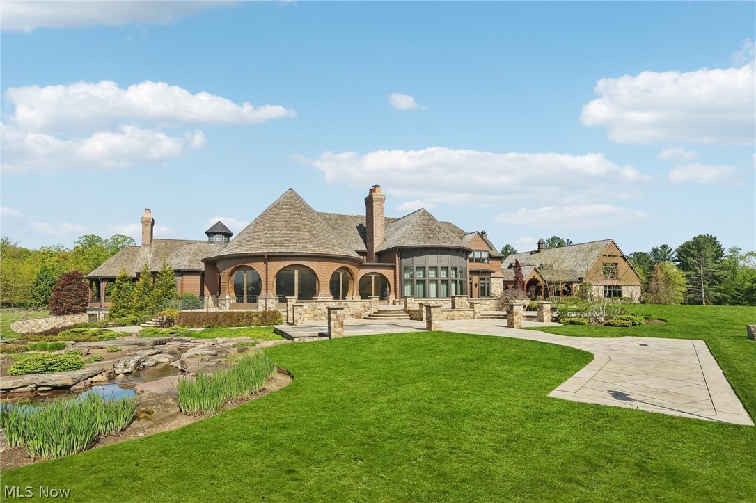 2875 Chagrin River Road Hunting Valley OH 44022