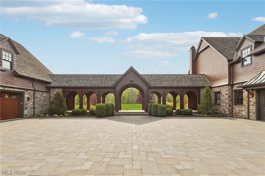 2875 Chagrin River Road Hunting Valley OH 44022