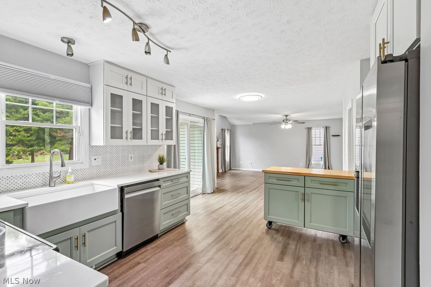 634 Marbrook Lane Avon Lake OH 44012