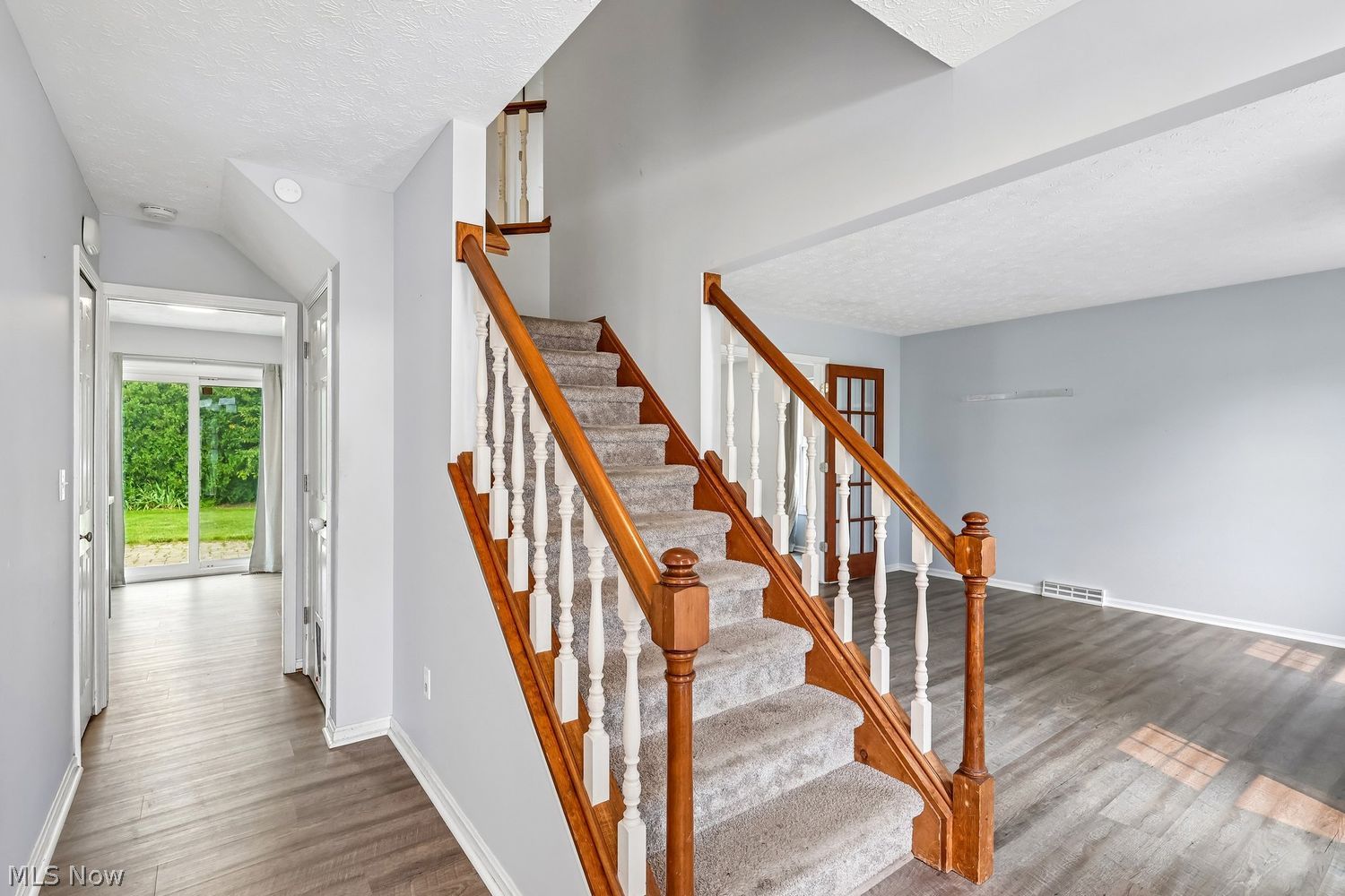 634 Marbrook Lane Avon Lake OH 44012